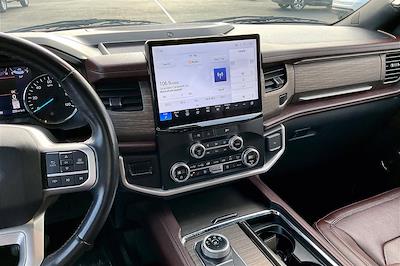 Used 2023 Ford Expedition - photo 1