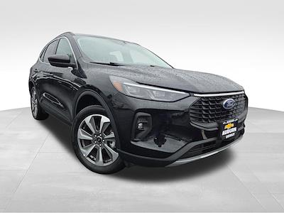 Used 2025 Ford Escape - photo 1