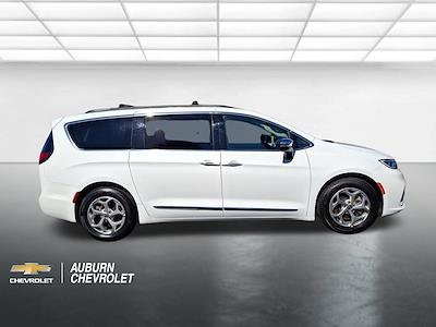 2023 Chrysler Pacifica FWD Minivan for sale #C27893 - photo 2