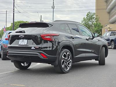 2024 Chevrolet Trax FWD SUV for sale #51207R - photo 2