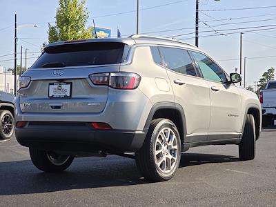 Used 2022 Jeep Compass Latitude Lux 4WD SUV for sale #51450R - photo 2