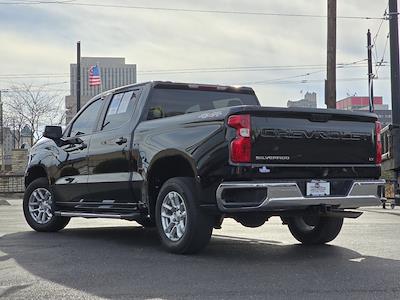 Used 2023 Chevrolet Silverado 1500 LT Crew Cab for sale #51831R - photo 2
