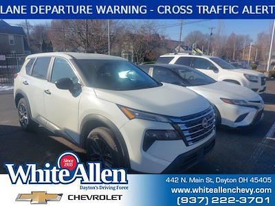 Used 2024 Nissan Rogue - photo 1