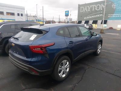 Used 2024 Chevrolet Trax - photo 1