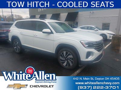 Used 2025 Volkswagen Atlas - photo 1