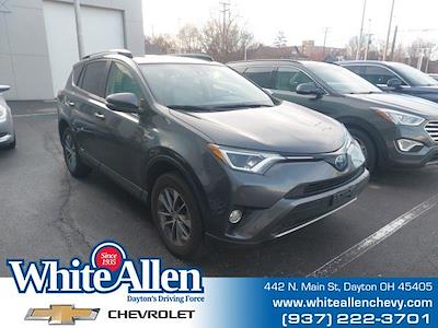Used 2018 Toyota RAV4 - photo 1