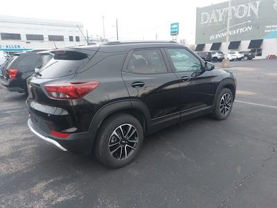 Used 2025 Chevrolet Trailblazer - photo 1