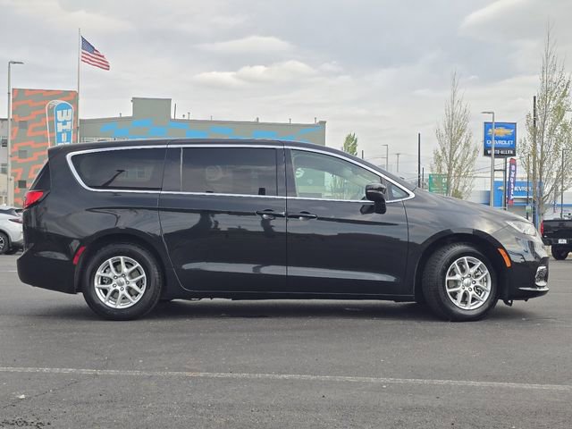 Used 2023 Chrysler Pacifica - photo 24
