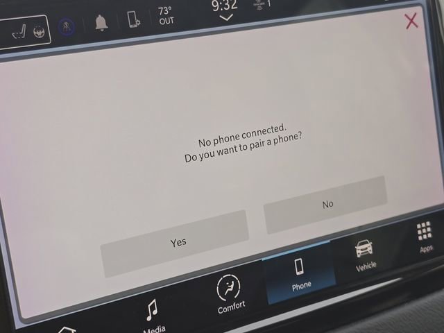 Used 2023 Chrysler Pacifica - photo 6