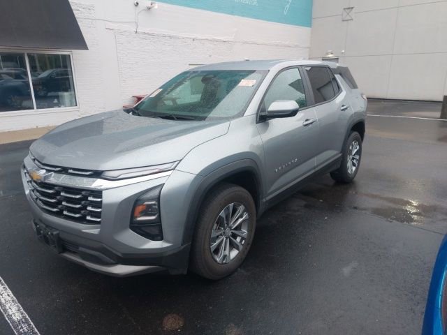 Used 2025 Chevrolet Equinox - photo 6
