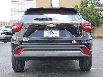 2025 Chevrolet Trax FWD SUV for sale #T25712 - photo 2