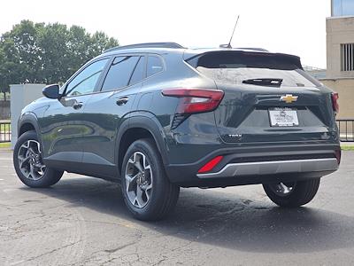 2025 Chevrolet Trax FWD SUV for sale #T25784 - photo 2