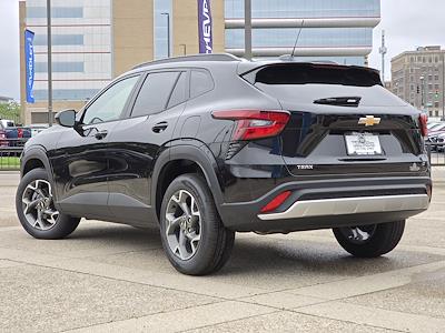 2025 Chevrolet Trax FWD SUV for sale #T25785 - photo 2