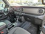 2022 Jeep Gladiator Crew Cab 4WD Pickup for sale #1F50390A - photo 32