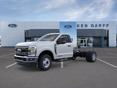 2025 Ford F-350 Regular Cab DRW 4WD Cab Chassis for sale #1FD2669 - photo 1