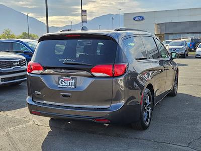 2018 Chrysler Pacifica FWD Minivan for sale #1FX0283A - photo 2