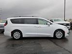 2017 Chrysler Pacifica FWD Minivan for sale #HR815907T - photo 2