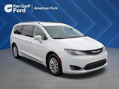 2018 Chrysler Pacifica FWD Minivan for sale #JR110237T - photo 1
