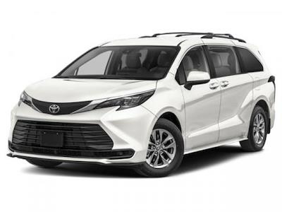 Used 2025 Toyota Sienna - photo 1