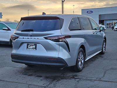 2025 Toyota Sienna FWD Minivan for sale #SS235641W - photo 2