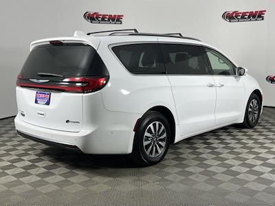 2021 Chrysler Pacifica FWD Minivan for sale #P3849 - photo 2