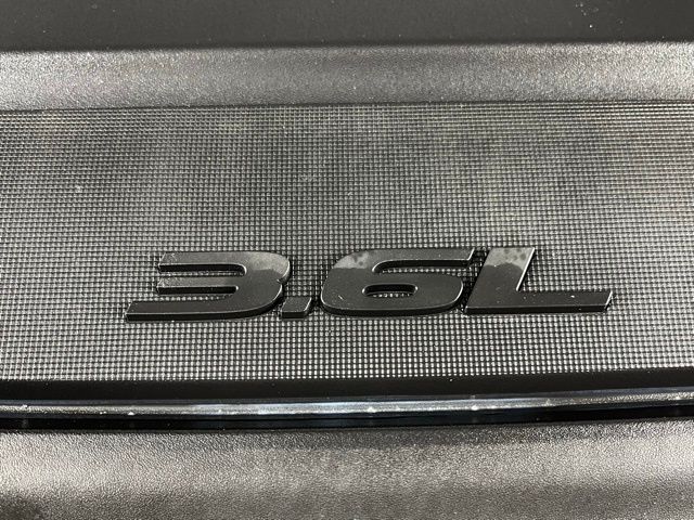 Used 2023 Chrysler Pacifica - photo 11