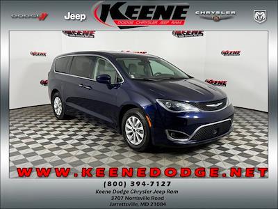 Used 2019 Chrysler Pacifica - photo 1