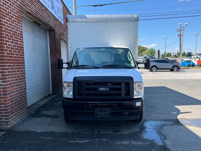 Used 2024 Ford E-450 - photo 6