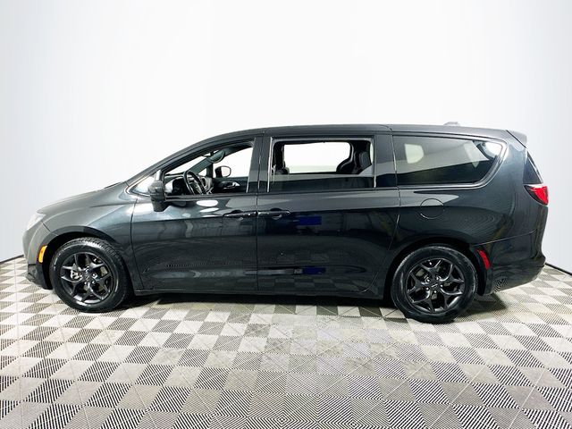 Used 2019 Chrysler Pacifica - photo 8