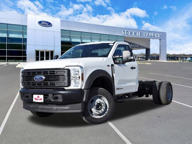 New 2025 Ford F-600 - photo 1