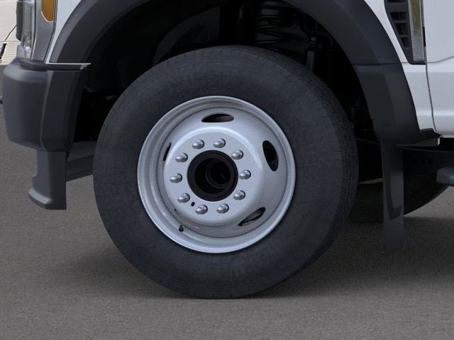 New 2025 Ford F-600 - photo 21