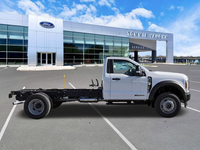 New 2025 Ford F-600 - photo 7