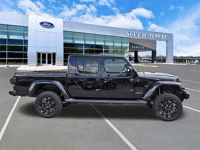 Used 2022 Jeep Gladiator High Altitude Crew Cab for sale #SED11057C - photo 2