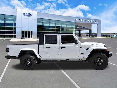 Used 2023 Jeep Gladiator - photo 1