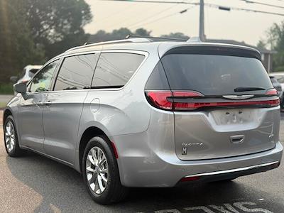 2021 Chrysler Pacifica AWD Minivan for sale #RU811 - photo 2