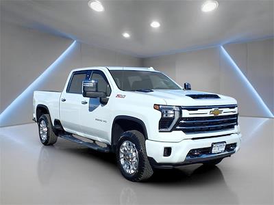 Used 2025 Chevrolet Silverado 2500 - photo 1