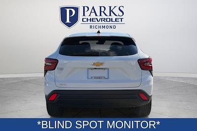 2024 Chevrolet Trax FWD SUV for sale #346054A - photo 2