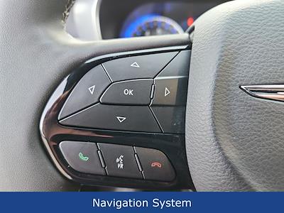 Used 2025 Chrysler Pacifica - photo 1