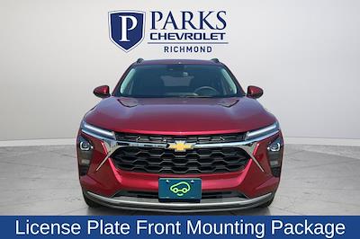 Used 2025 Chevrolet Trax - photo 1