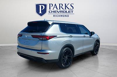 2022 Mitsubishi Outlander 4WD SUV for sale #4R4440 - photo 2