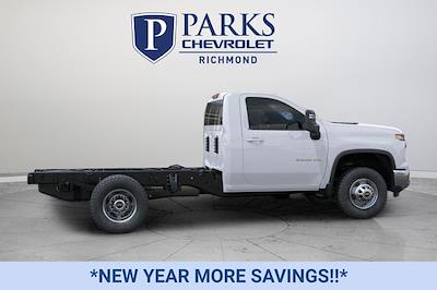 New 2025 Chevrolet Silverado 3500 - photo 1