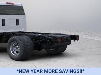 New 2025 Chevrolet Silverado 3500 - photo 1