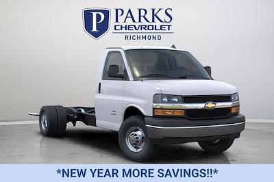 New 2025 Chevrolet Express 3500 - photo 1