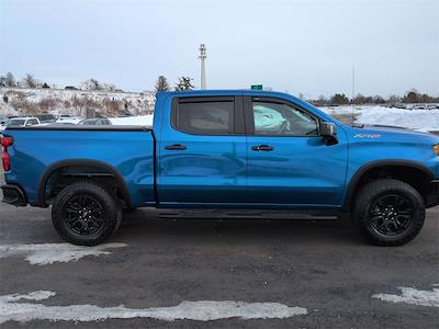 2022 Chevrolet Silverado 1500 Crew Cab 4WD Pickup for sale #KJ25056A - photo 2