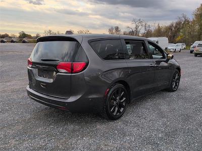2019 Chrysler Pacifica FWD Minivan for sale #KJCA5524A - photo 2
