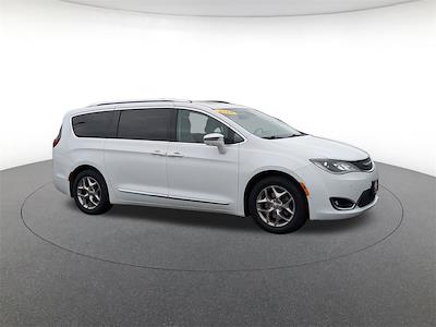 Used 2018 Chrysler Pacifica Limited Minivan for sale #KJWP3035A - photo 1