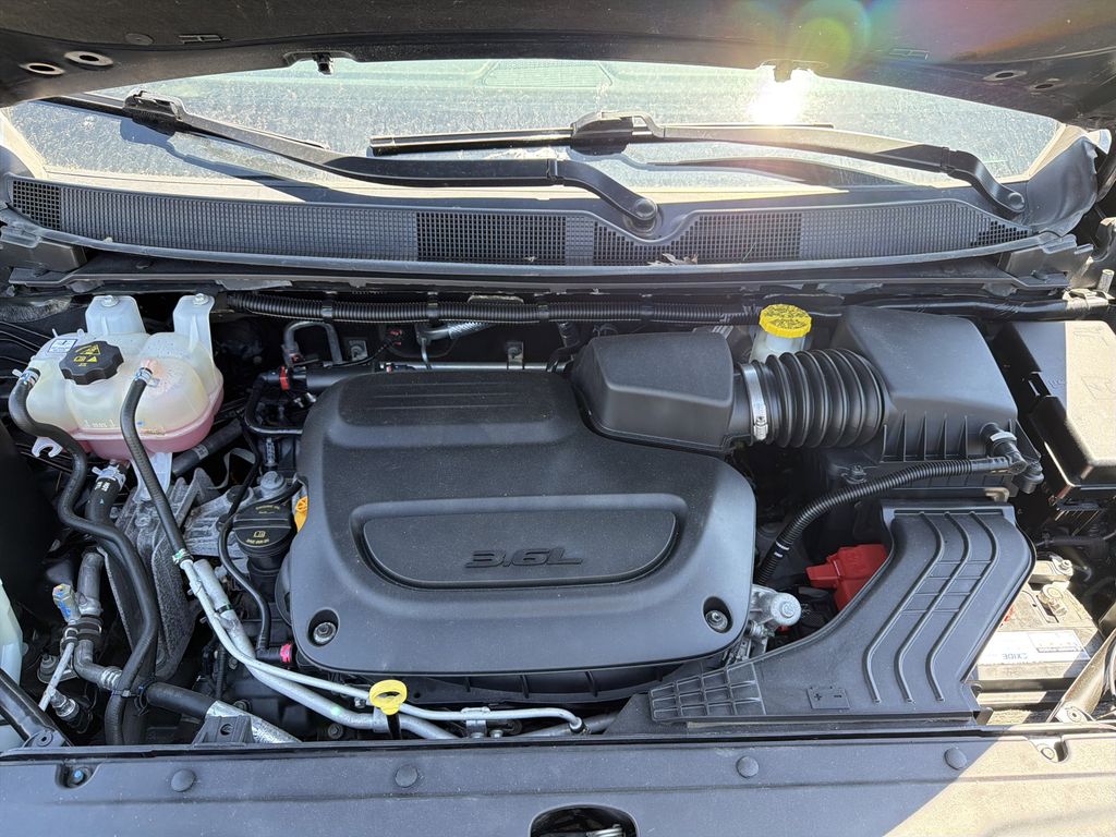 Used 2023 Chrysler Pacifica - photo 15