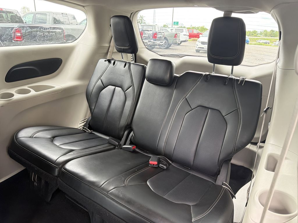Used 2023 Chrysler Pacifica - photo 30