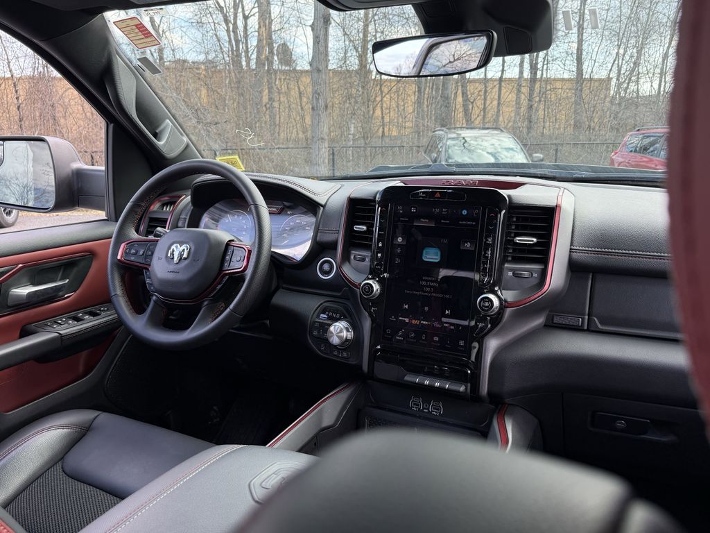 Used 2026 Ram 1500 - photo 14