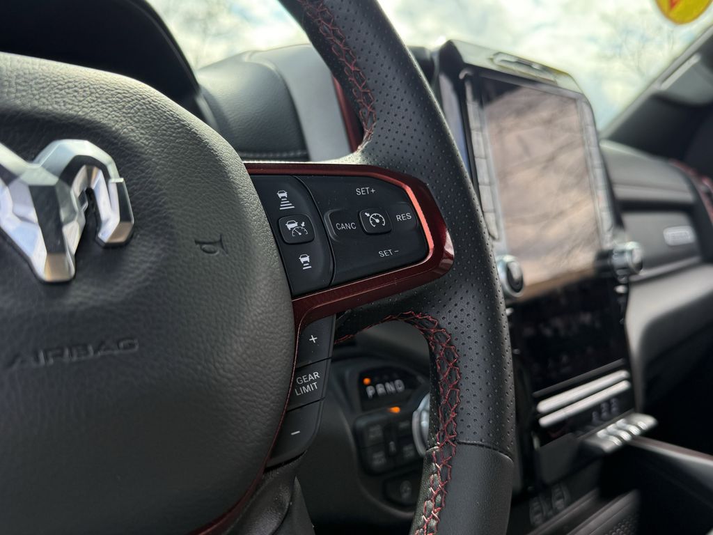 Used 2026 Ram 1500 - photo 17